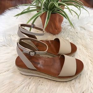 New🌿Lucky Brand Leather White bottom Espadrille